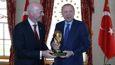 "FIFA Başkanı Infantino'dan Erdoğan'a Özel Ziyaret: Futbolun Evrensel Dili İstanbul'da Konuşuldu"